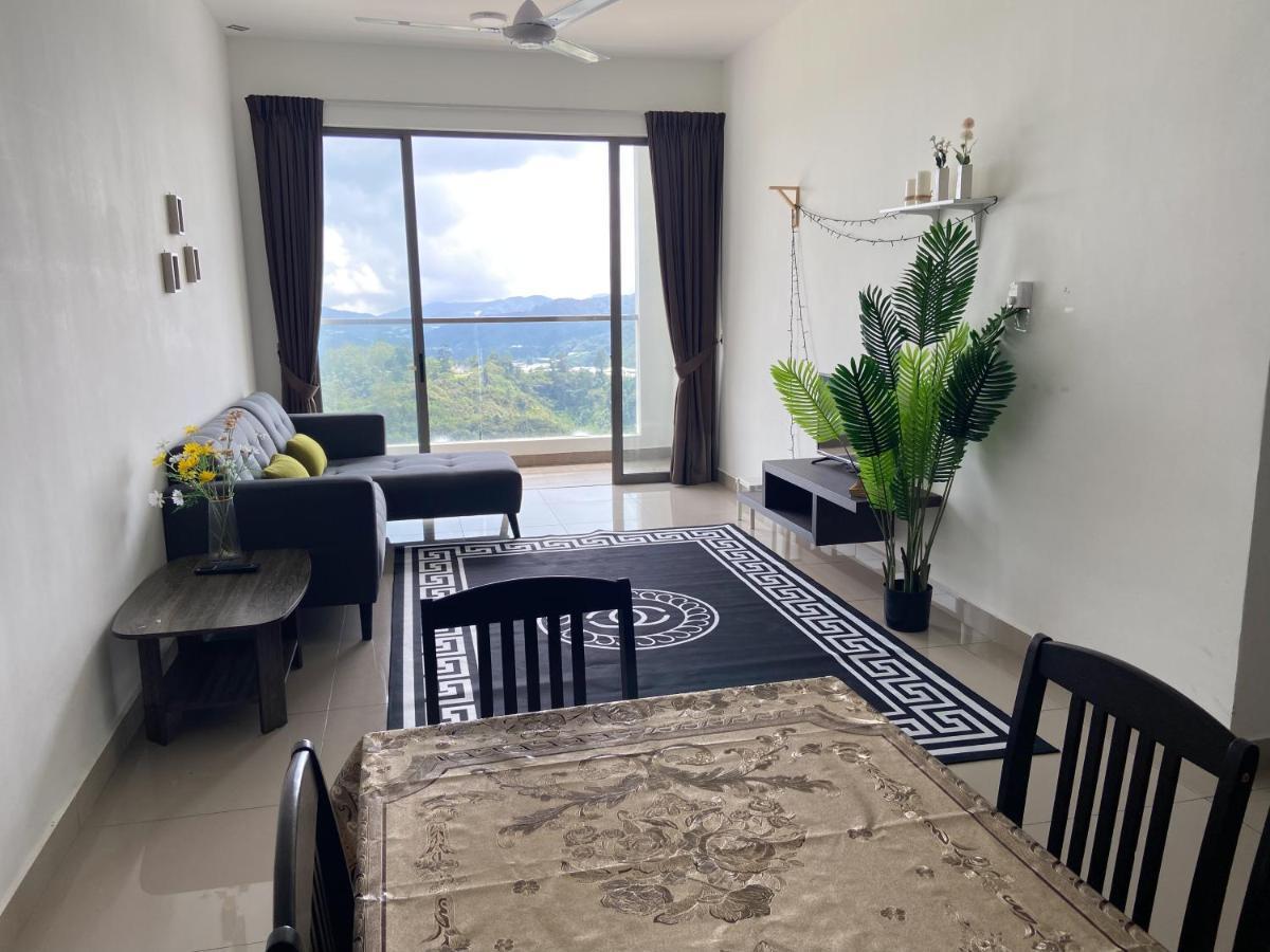 Relax Bear Homestay Tanah Rata Exterior photo