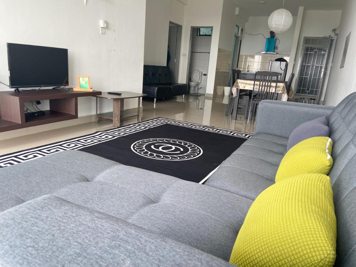 Relax Bear Homestay Tanah Rata Exterior photo