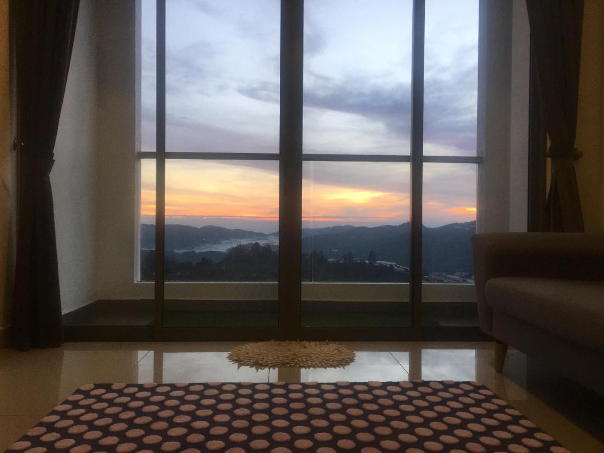Relax Bear Homestay Tanah Rata Exterior photo