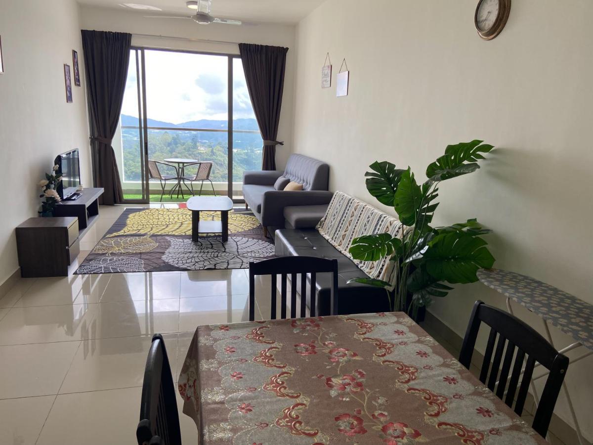 Relax Bear Homestay Tanah Rata Exterior photo