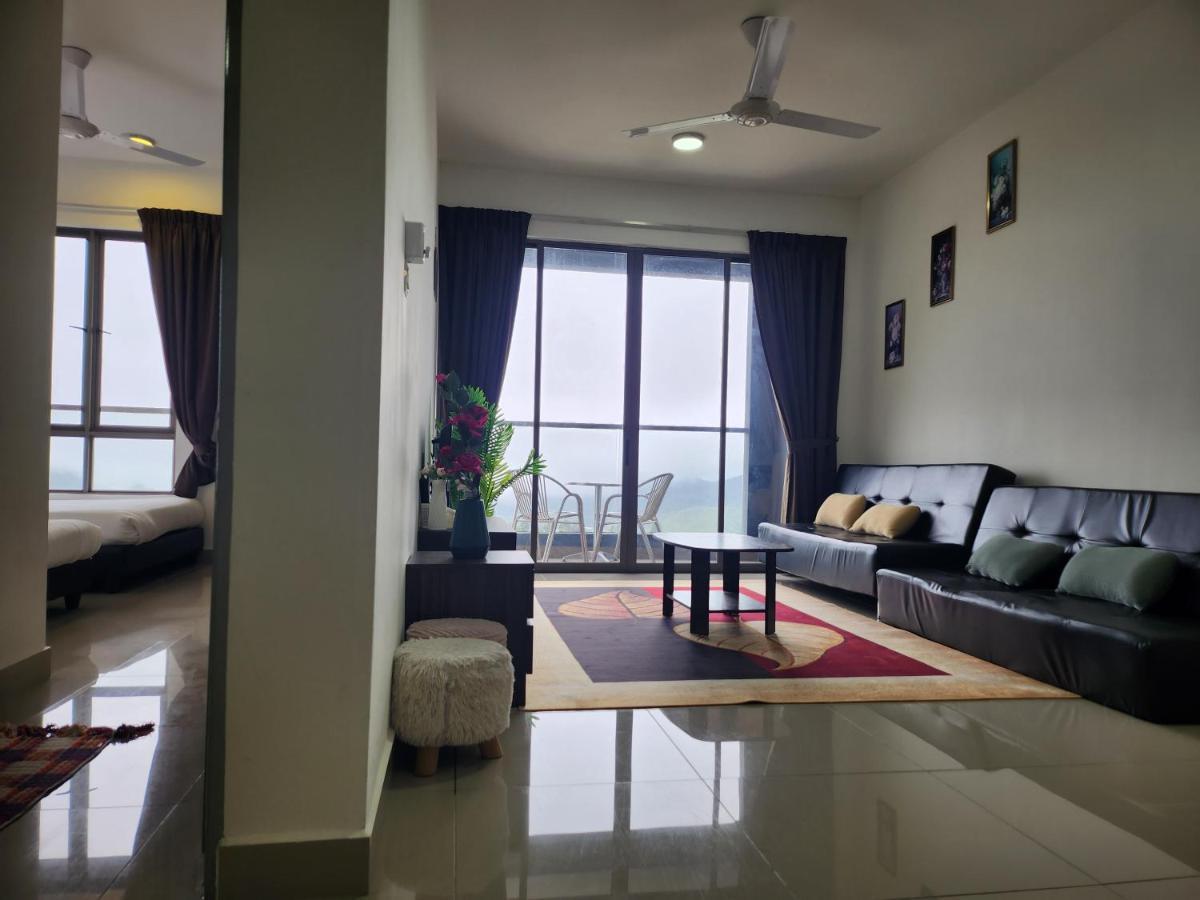 Relax Bear Homestay Tanah Rata Exterior photo